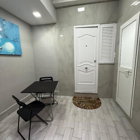 Caracciolo Suites 36 Napoli Bagian luar foto
