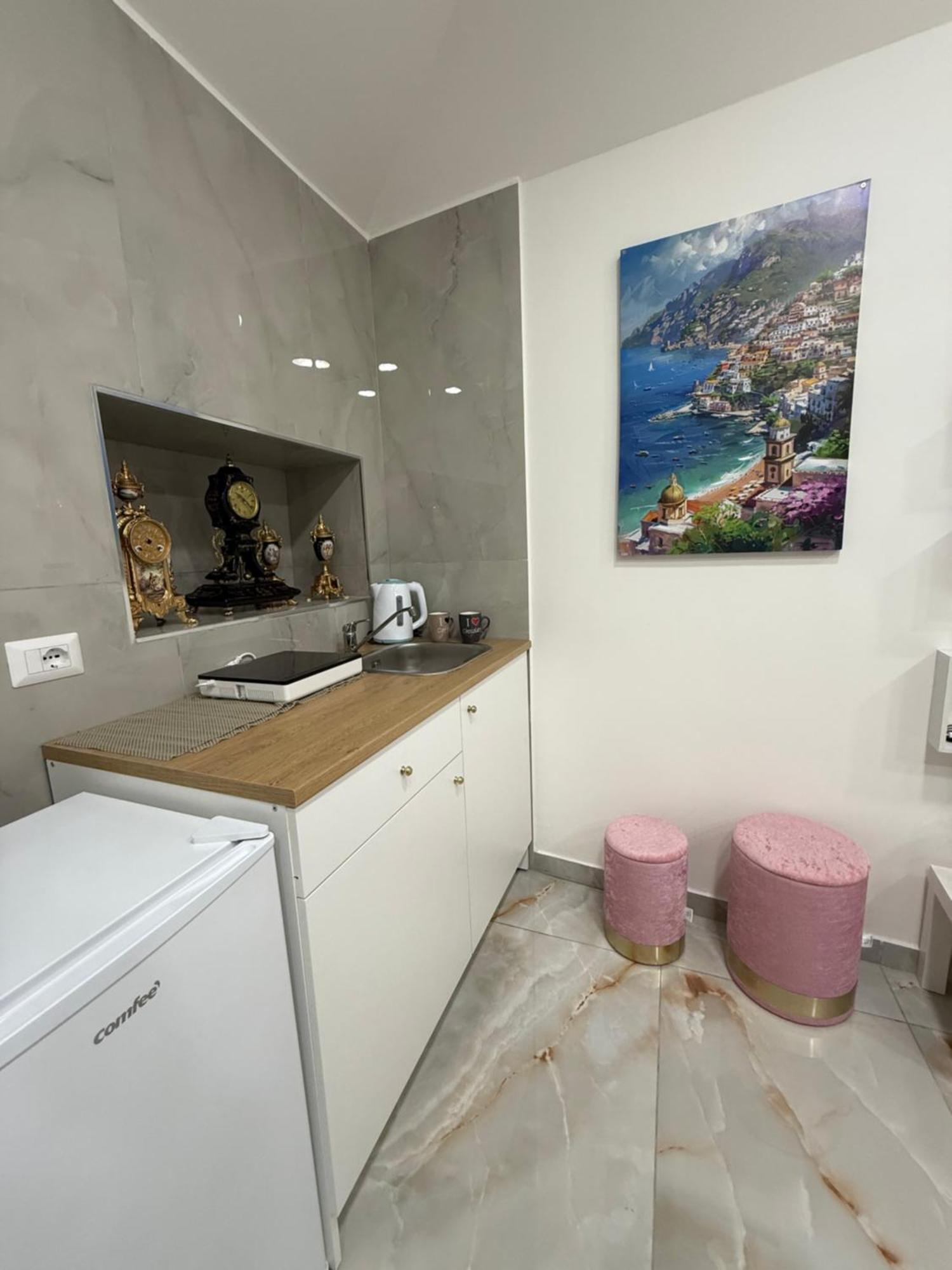 Caracciolo Suites 36 Napoli Bagian luar foto